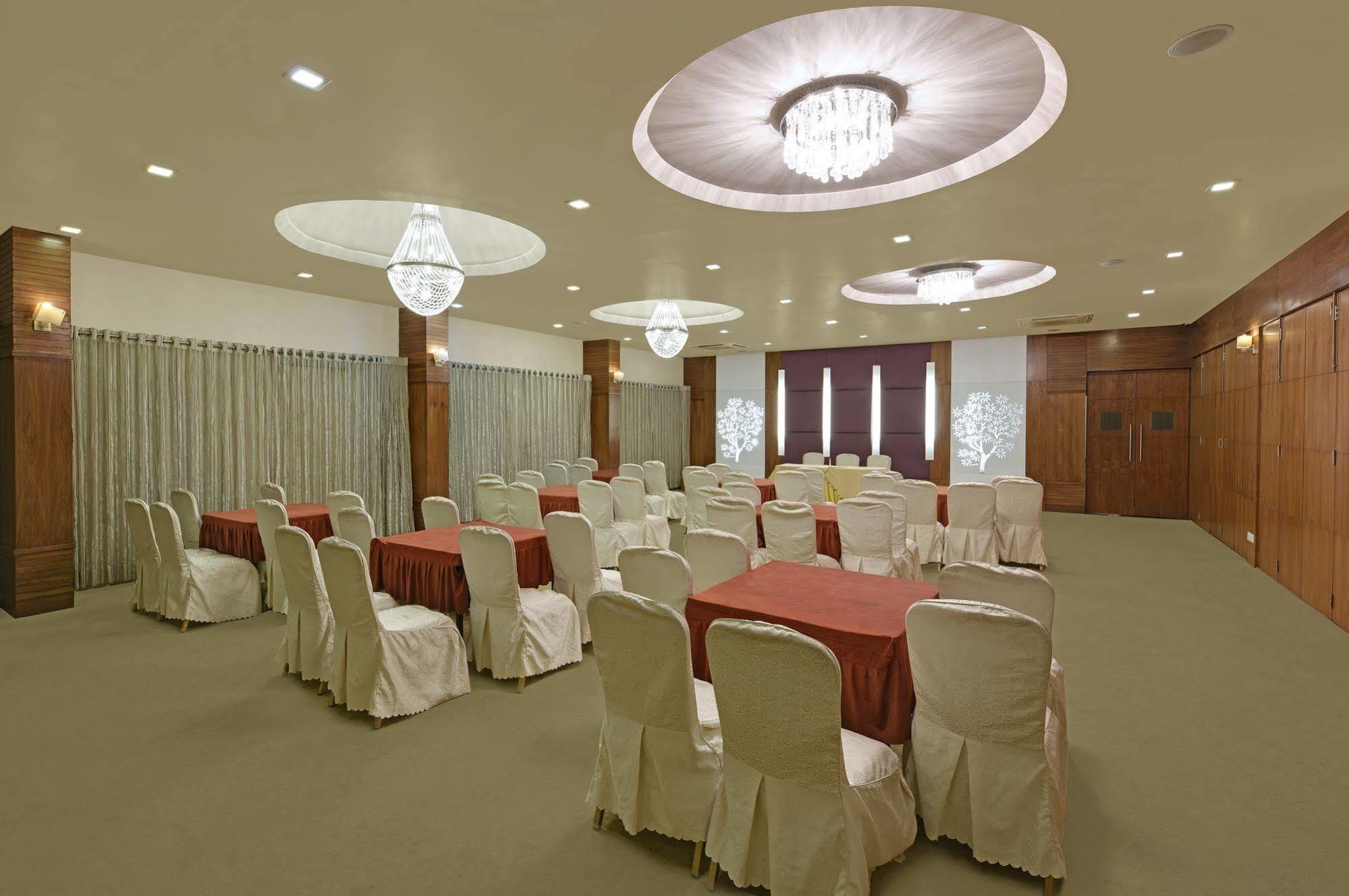 Turban Valley View Resort And Spa, Udaipur Exterior foto
